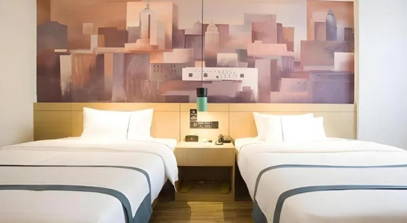 Bed in City Comfort Inn Dongguan Liaobu Jingtai Jiarong Shopping Plaza