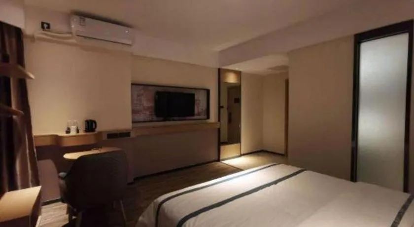 Bed in City Comfort Inn Dongguan Liaobu Jingtai Jiarong Shopping Plaza