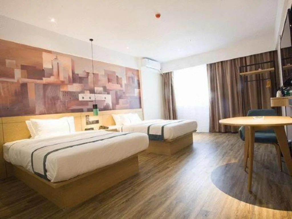 Bed in City Comfort Inn Dongguan Liaobu Jingtai Jiarong Shopping Plaza