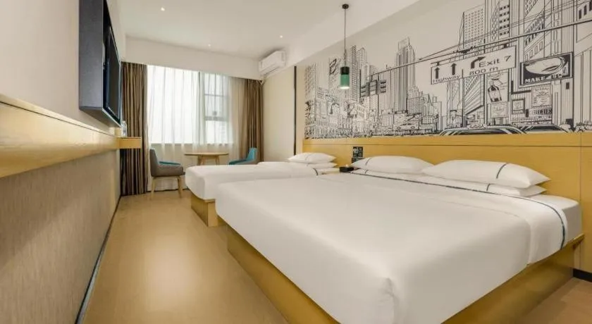 Bed in City Comfort Inn Xingye High-Speed Railway Station