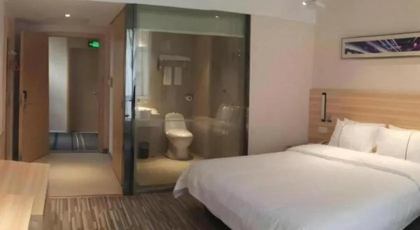 Bed in City Comfort Inn Wuhan Qingshan Jianshi Qingyiju Metro Station