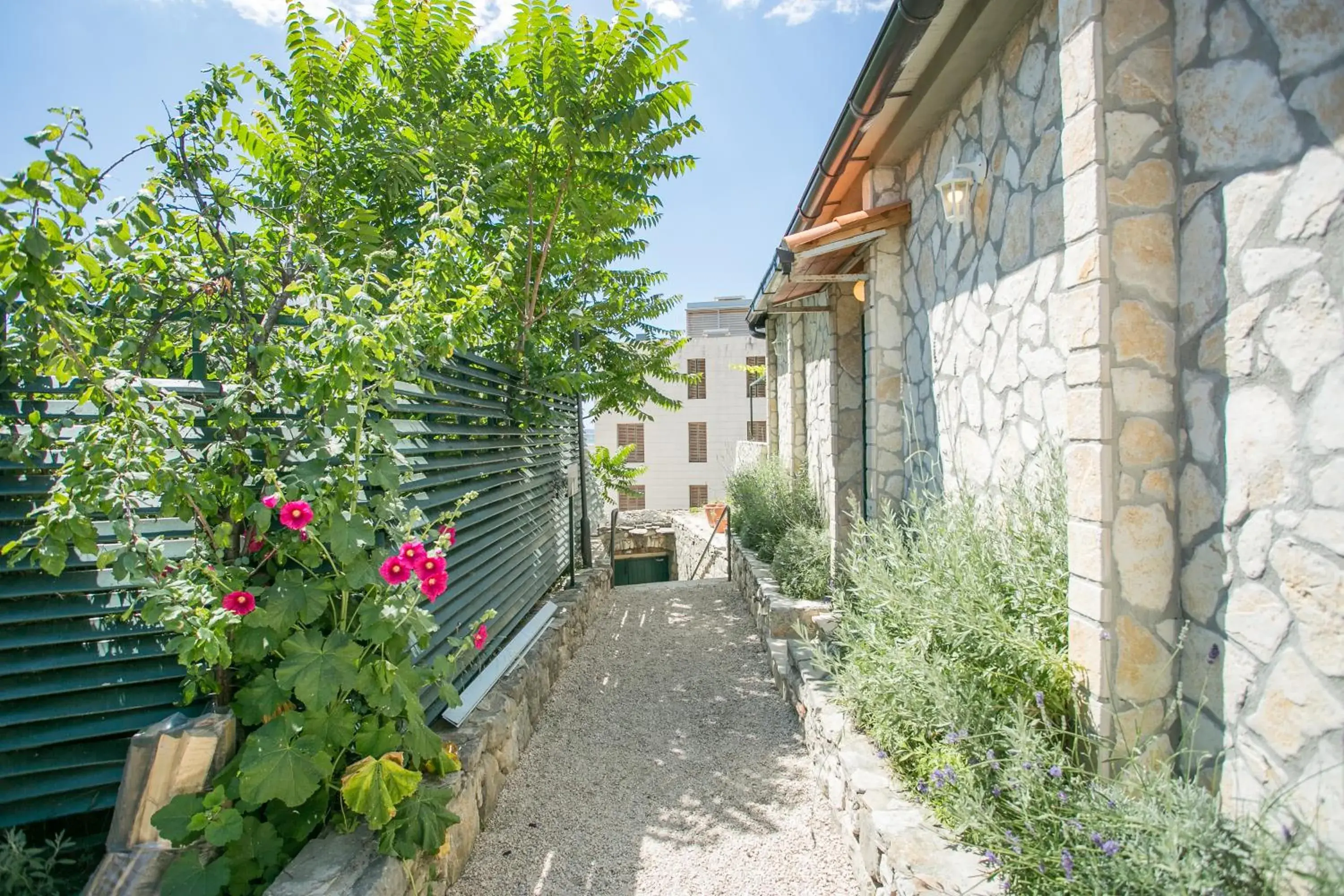 Facade/entrance in Garden Apartment Hotel Facade/entrance in Garden Apartment Hotel