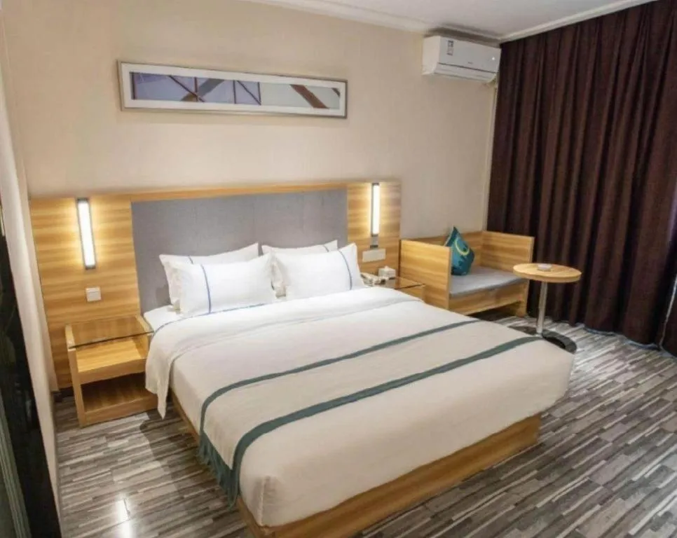Bed in City Comfort Inn Hengyang Shigu Shuyuan
