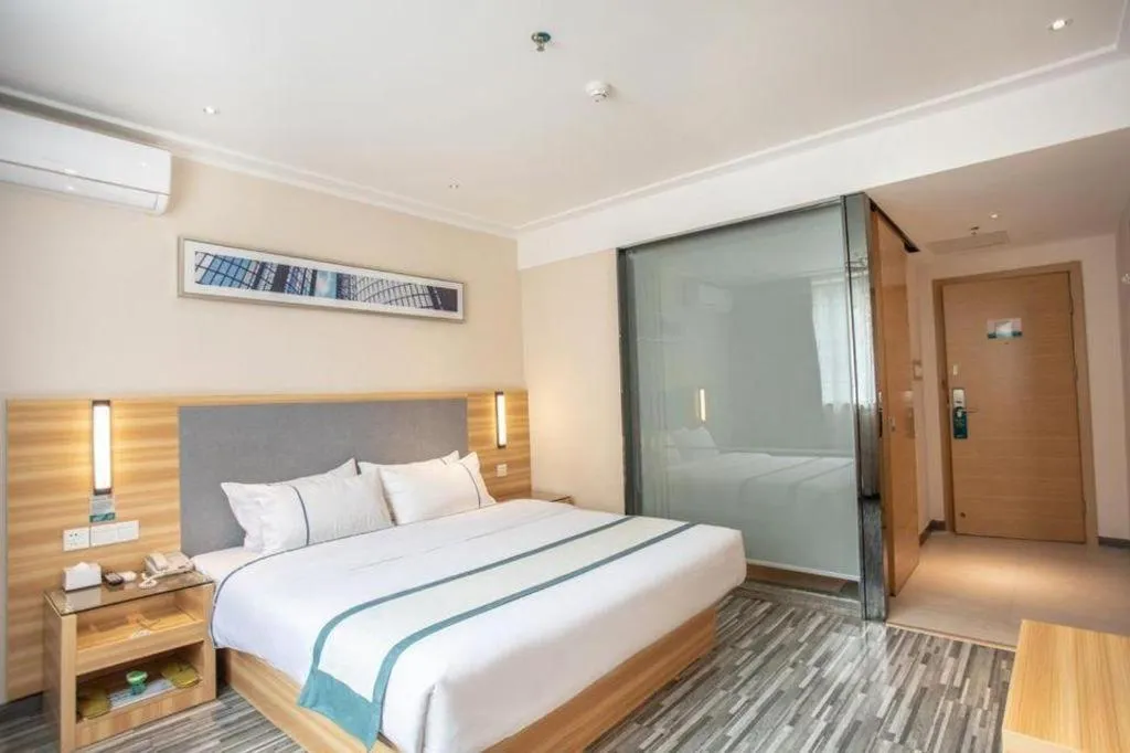 Bed in City Comfort Inn Hengyang Shigu Shuyuan