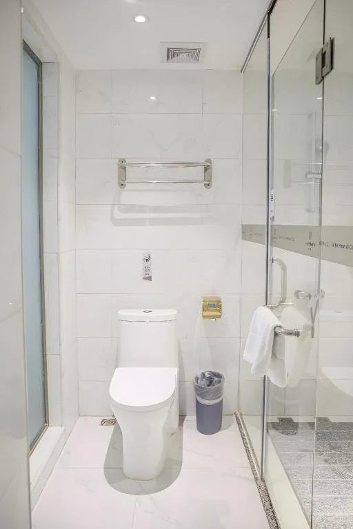 Borrman Hotel Shaoguan Century East Street Fengcai Building