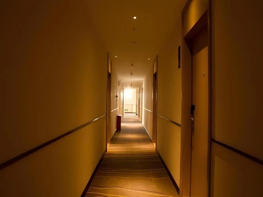 City Comfort Inn Zhuhai Doumen Daxin Xinduhui Pedestrian Street