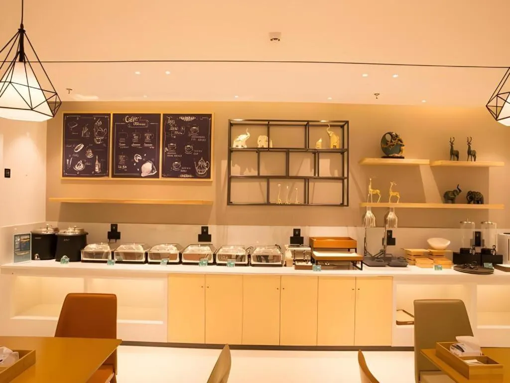 City Comfort Inn Zhuhai Doumen Daxin Xinduhui Pedestrian Street