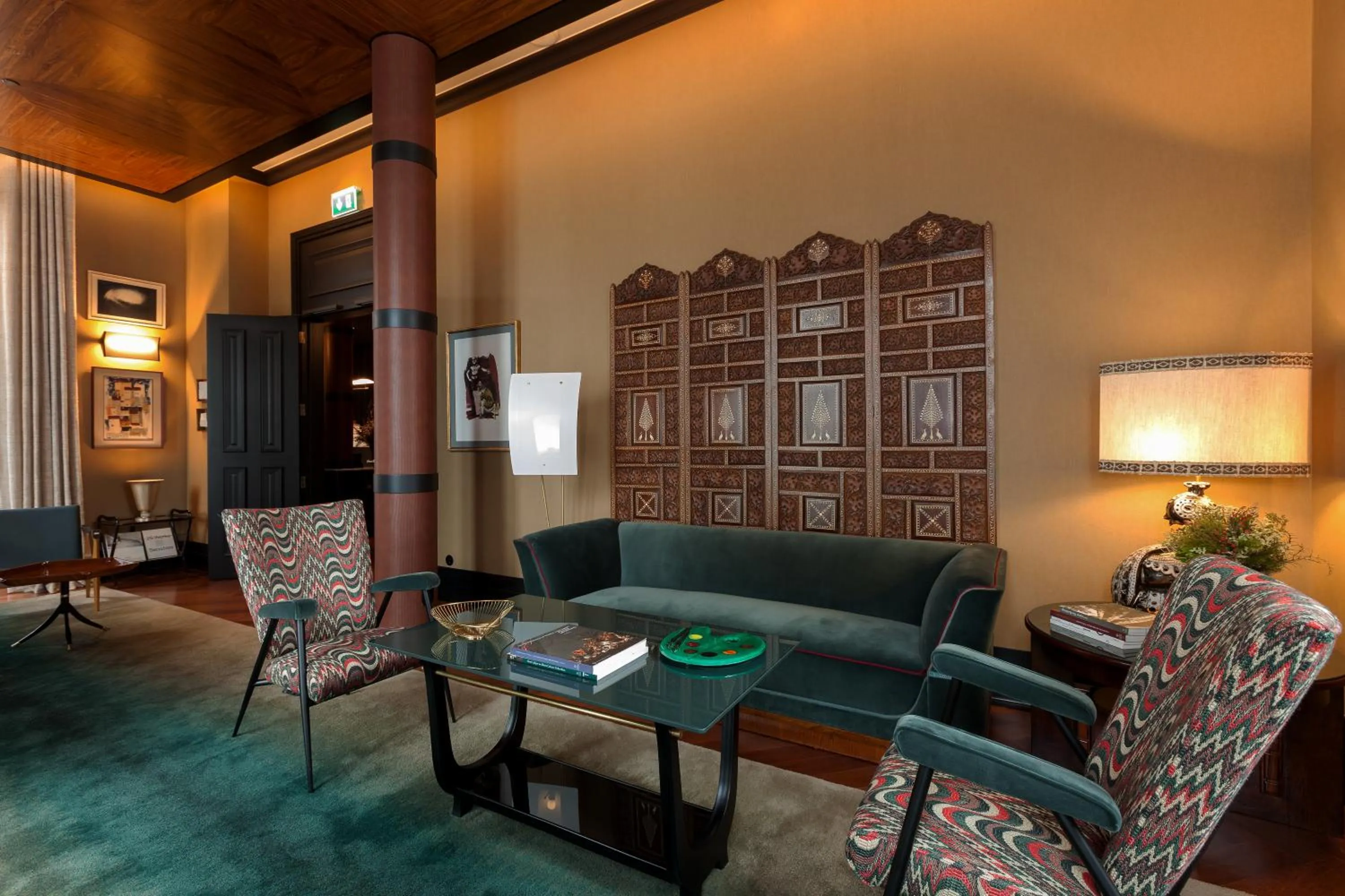 Seating area in Valverde Lisboa Hotel & Garden - Relais & Chateaux