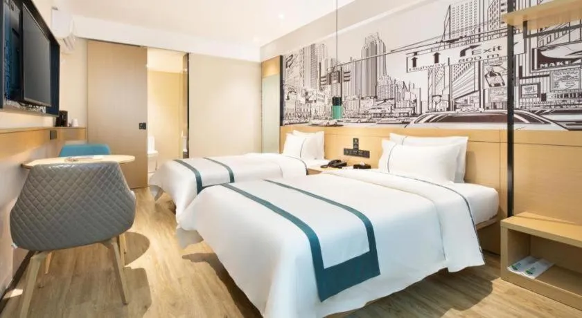 Bed in City Comfort Inn Haikou Xiuying District Wanda Plaza