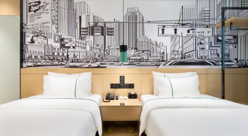 Bed in City Comfort Inn Haikou Xiuying District Wanda Plaza