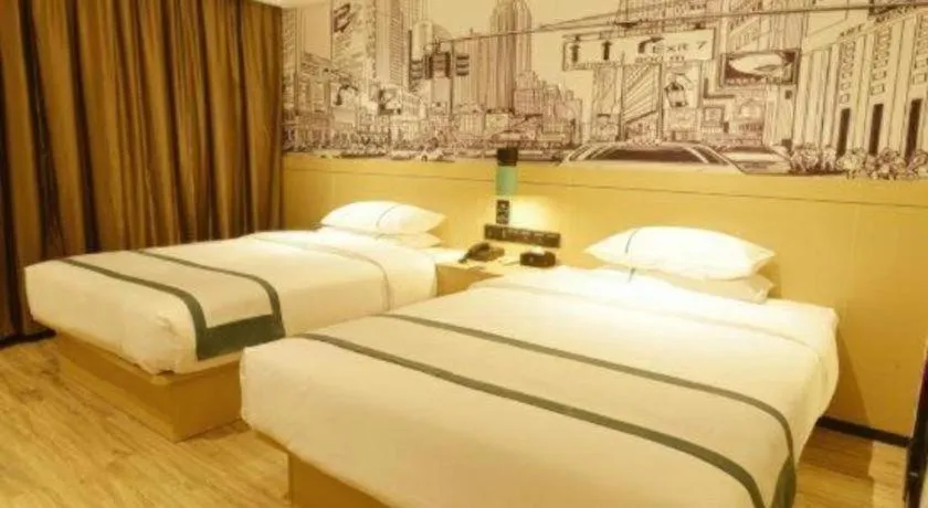 Bed in City Comfort Inn Haikou Xiuying District Wanda Plaza