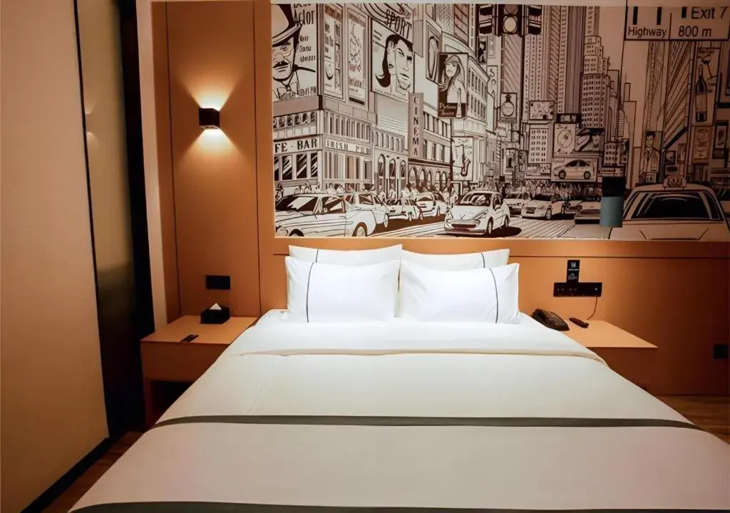 Bed in City Comfort Inn Honghu Shopping Park Bao'an Plaza Bed in City Comfort Inn Honghu Shopping Park Bao'an Plaza