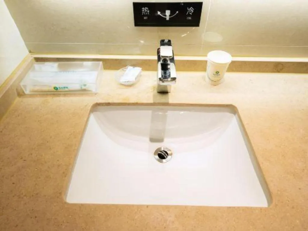 City Comfort Inn Kunming Xinluojiu Bay Guangju Road