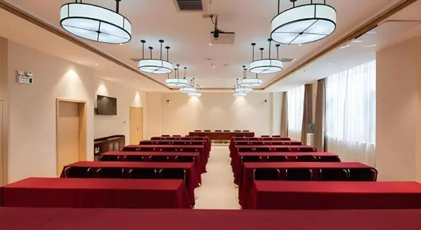 City Comfort Inn Kunming Xinluojiu Bay Guangju Road City Comfort Inn Kunming Xinluojiu Bay Guangju Road