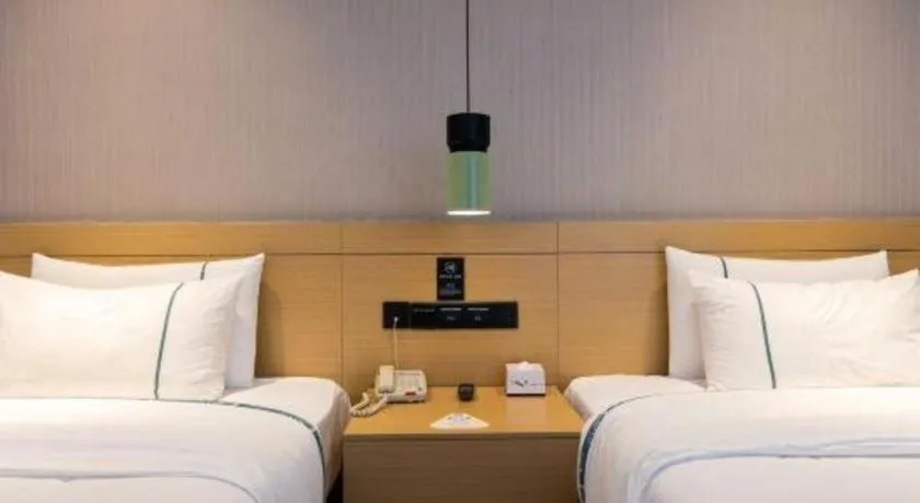 Bed in City Comfort Inn Kunming Xinluojiu Bay Guangju Road