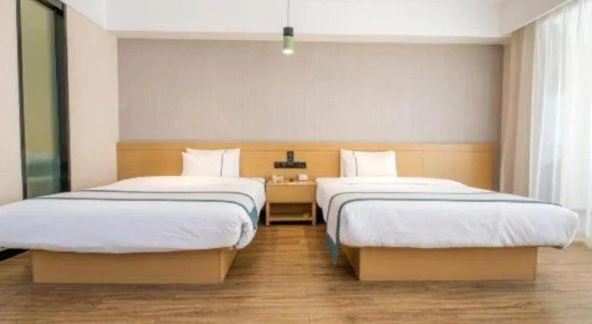 Bed in City Comfort Inn Kunming Xinluojiu Bay Guangju Road