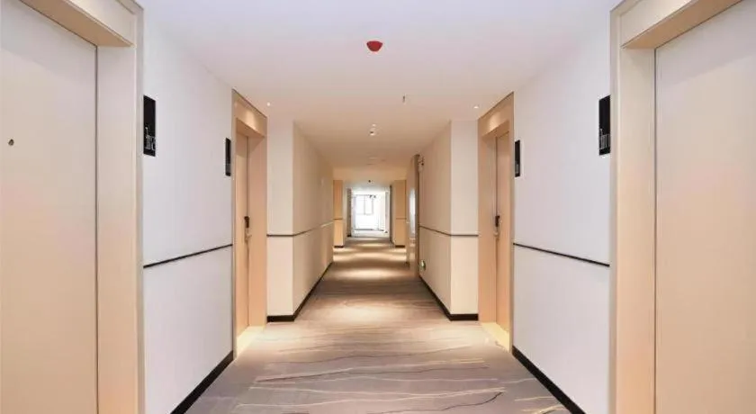 City Comfort Inn Kunming Xinluojiu Bay Guangju Road