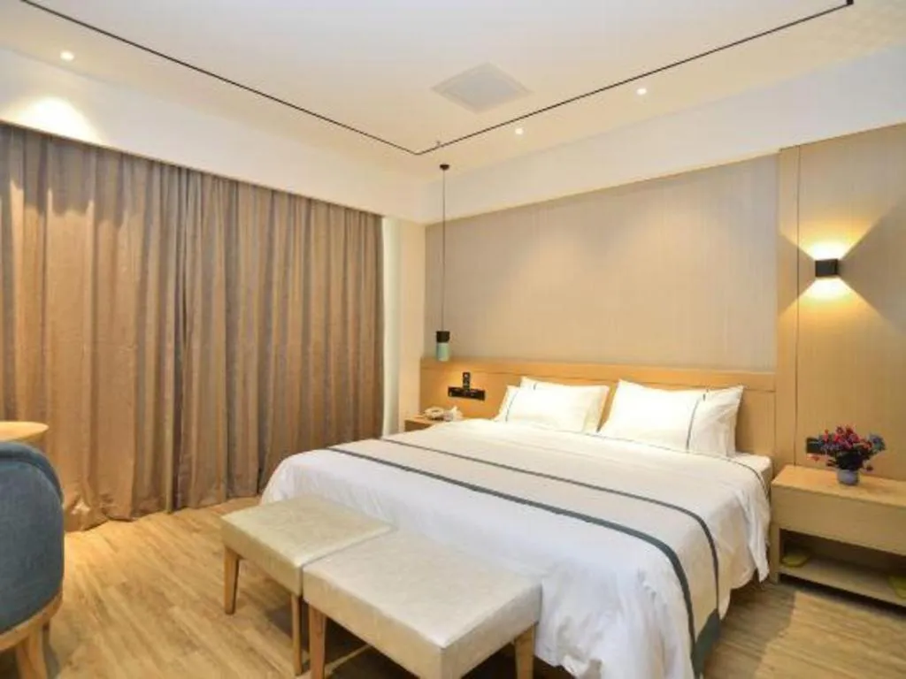 Bed in City Comfort Inn Kunming Xinluojiu Bay Guangju Road