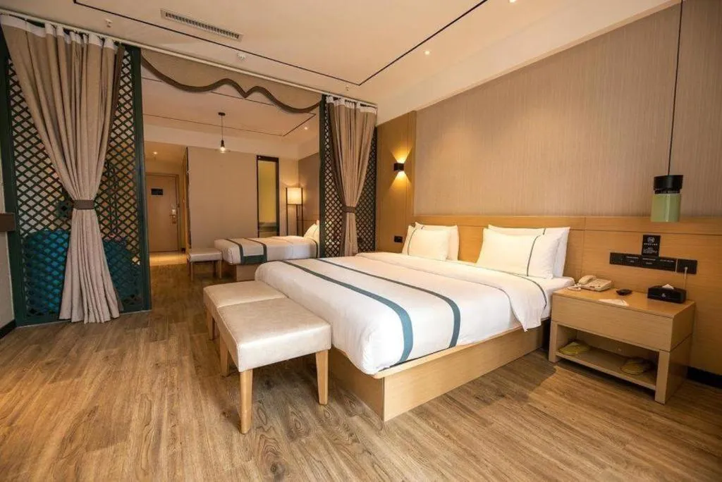 Bed in City Comfort Inn Kunming Xinluojiu Bay Guangju Road