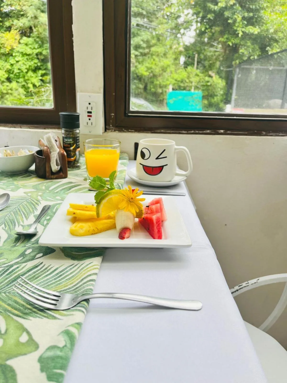 Breakfast in Freddy`s Place B&B