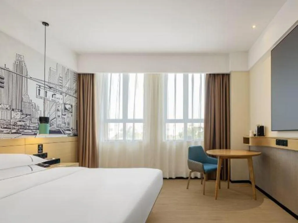 Bed in City Comfort Inn Shaoguan High-speed Railway Station Guanshaoyuan