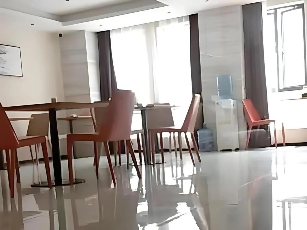 City Comfort Inn Changsha Outlets Datuo Metro Station