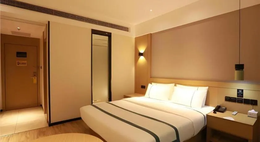 Bed in City Comfort Inn Qingyuan City Plaza Hefu Dongcheng