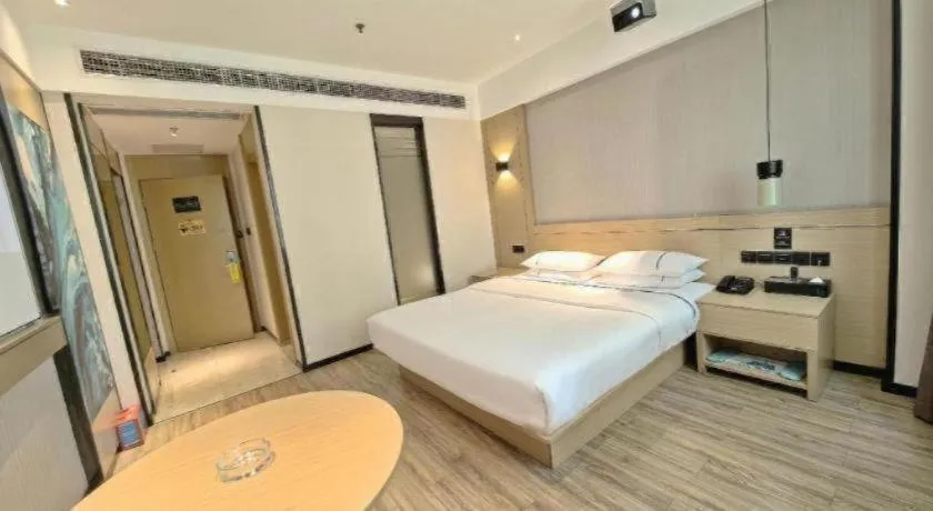 Bed in City Comfort Inn Qingyuan City Plaza Hefu Dongcheng