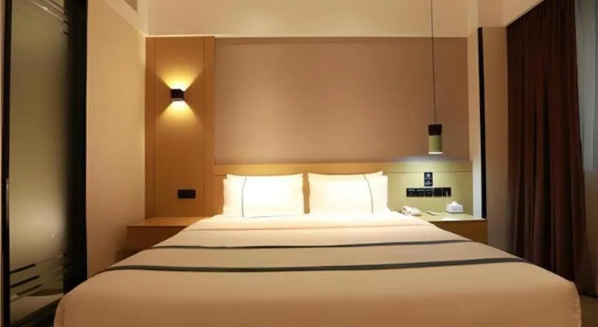 Bed in City Comfort Inn Qingyuan City Plaza Hefu Dongcheng