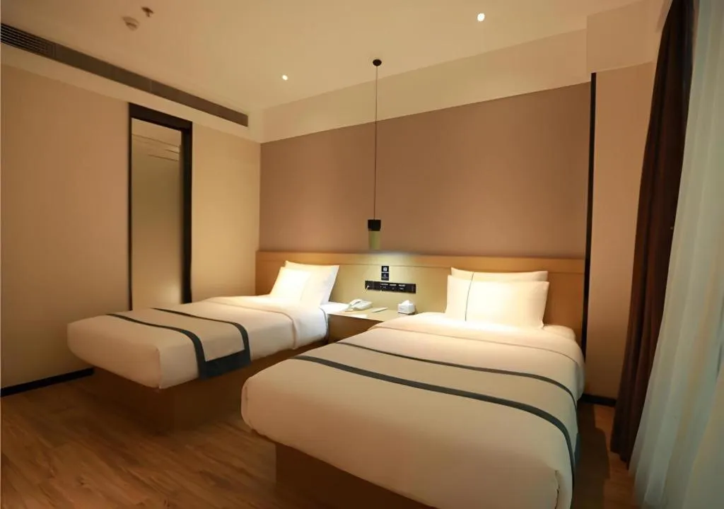 Bed in City Comfort Inn Qingyuan City Plaza Hefu Dongcheng