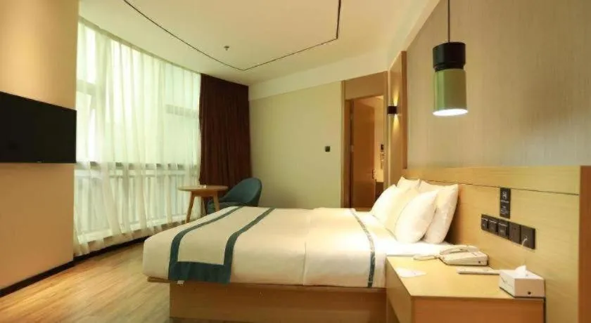 Bed in City Comfort Inn Qingyuan City Plaza Hefu Dongcheng