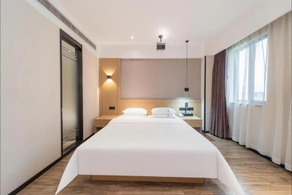 Bed in City Comfort Inn Qingyuan City Plaza Hefu Dongcheng