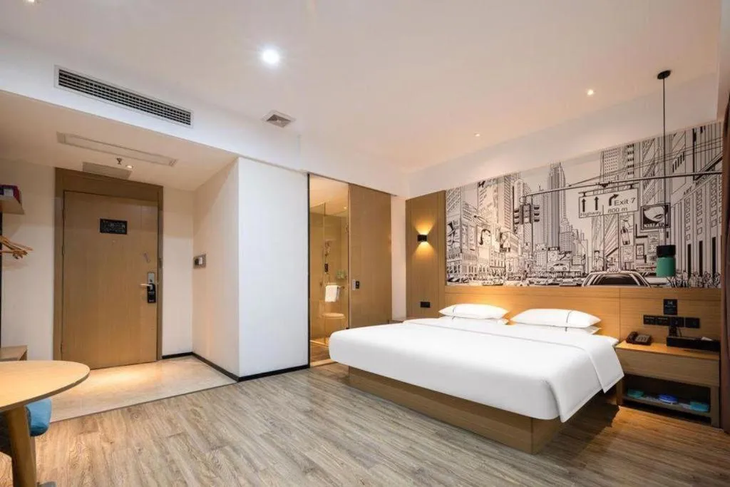 Bed in City Comfort Inn Xianning Yinquan Avenue