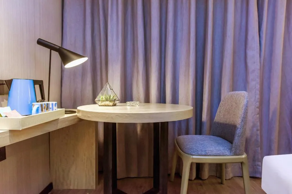 Echarm Hotel Guiyang North High-speed Railway Station