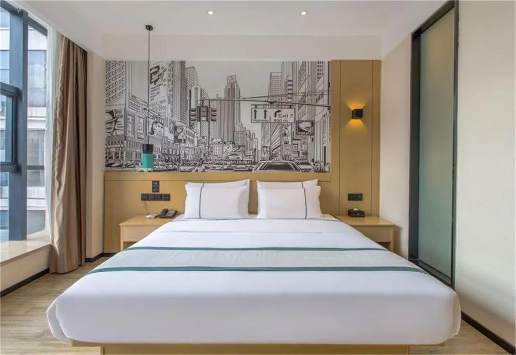 Bed in City Comfort Inn Zhangjiakou Municipal Government High-speed Railway Station North Institute