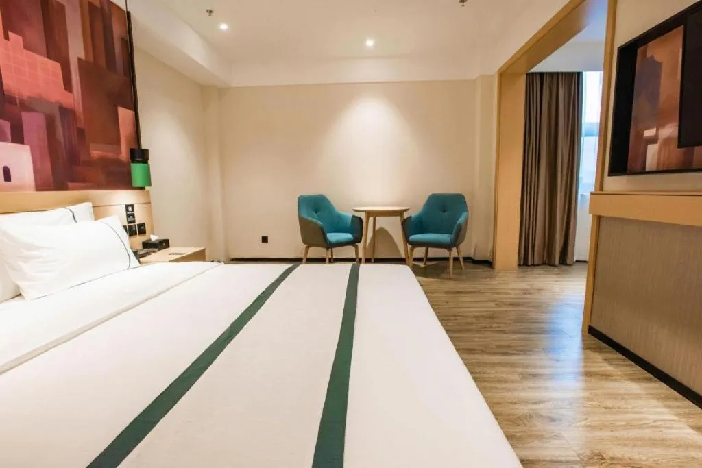 Bed in City Comfort Inn Zhangjiakou Municipal Government High-speed Railway Station North Institute