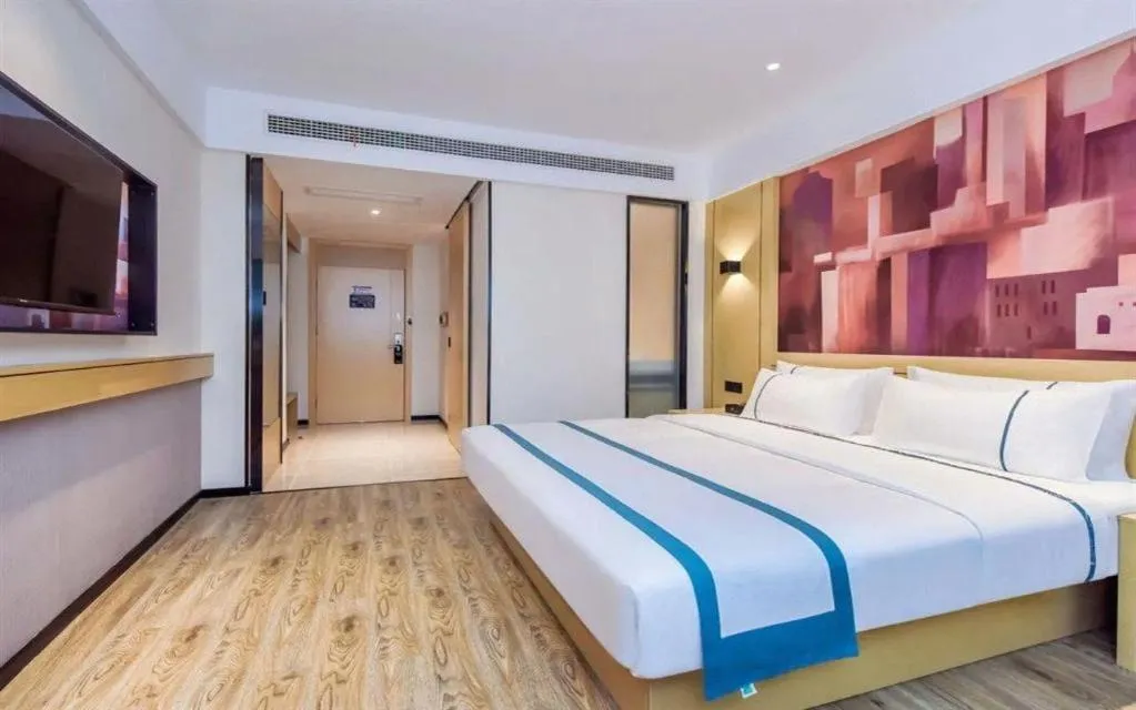 Bed in City Comfort Inn Zhangjiakou Municipal Government High-speed Railway Station North Institute