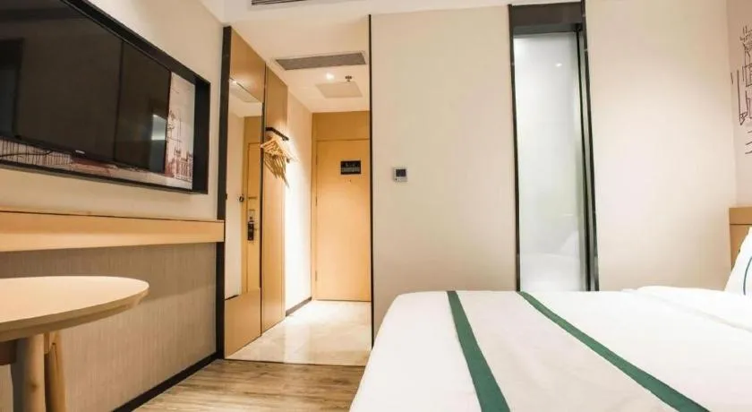 Bed in City Comfort Inn Zhangjiakou Municipal Government High-speed Railway Station North Institute