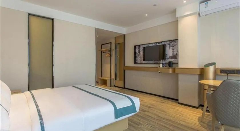 Bed in City Comfort Inn Zhangjiakou Municipal Government High-speed Railway Station North Institute