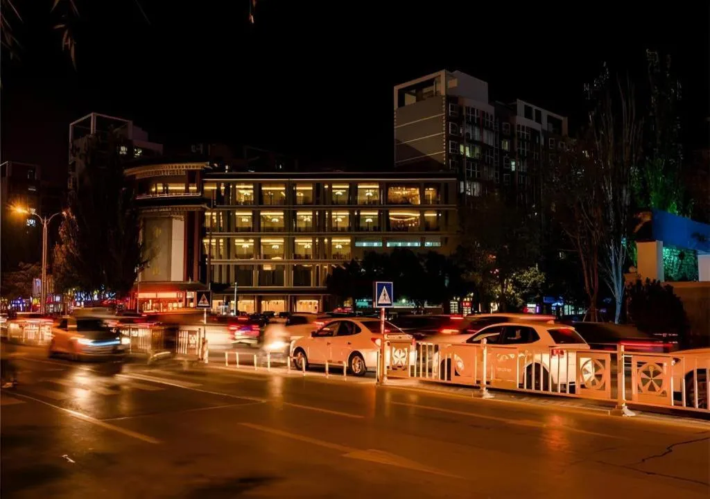 City Comfort Inn Zhangjiakou Municipal Government High-speed Railway Station North Institute