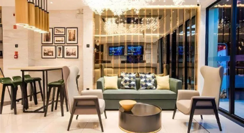 City Comfort Inn Zhangjiakou Municipal Government High-speed Railway Station North Institute