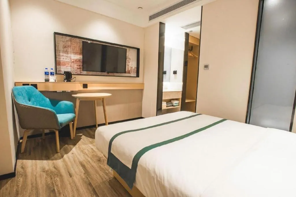 Bed in City Comfort Inn Zhangjiakou Municipal Government High-speed Railway Station North Institute