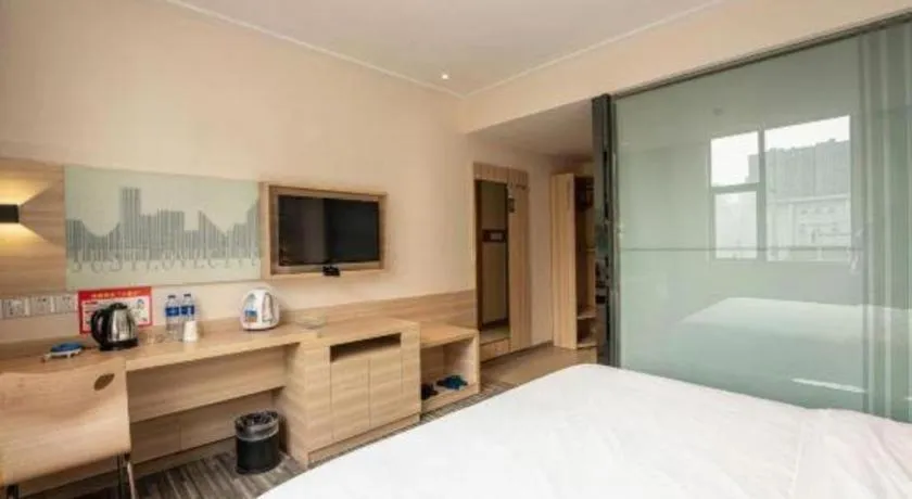 Bed in City Comfort Inn Changsha Wanjiali Mawangdui Metro Station