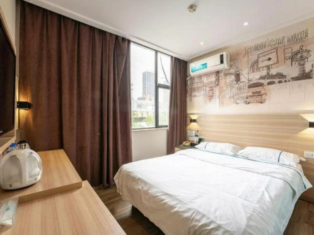 Bed in City Comfort Inn Changsha Wanjiali Mawangdui Metro Station