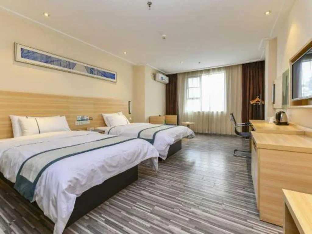 Bed in City Comfort Inn Dongguan Shijie Jiarong Shopping Plaza