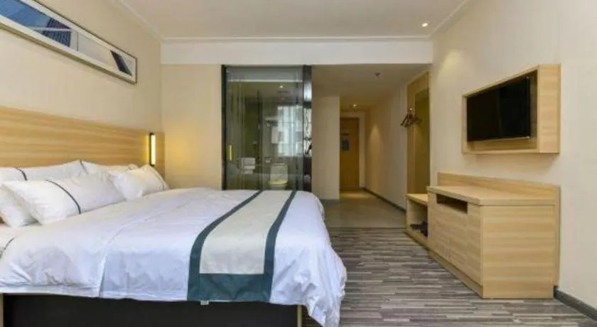 Bed in City Comfort Inn Dongguan Shijie Jiarong Shopping Plaza