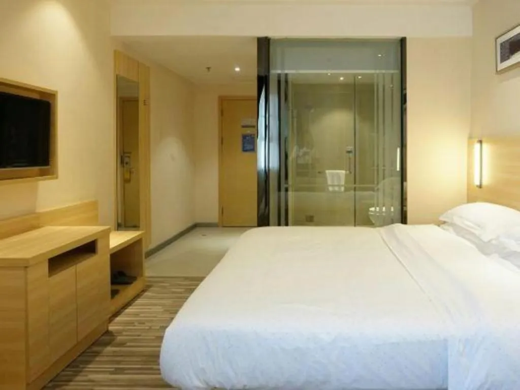 Bed in City Comfort Inn Dongguan Shijie Jiarong Shopping Plaza