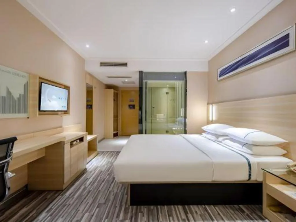 Bed in City Comfort Inn Dongguan Shijie Jiarong Shopping Plaza