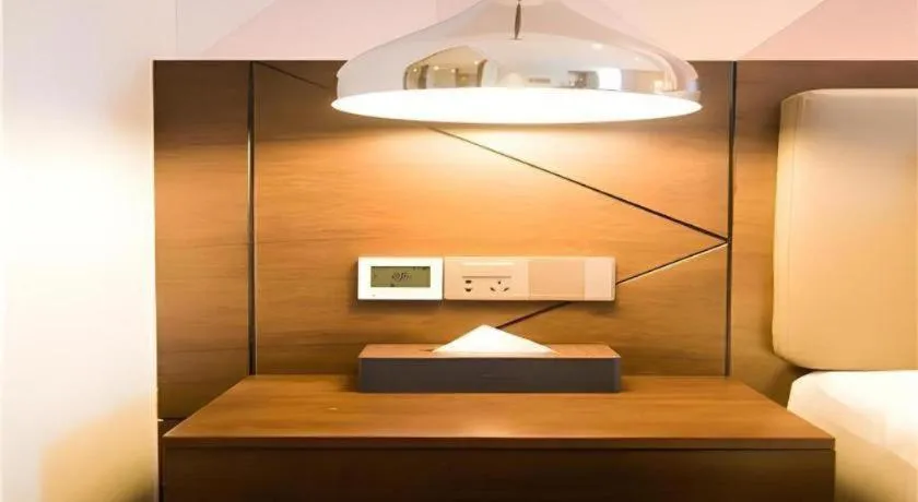 Bed in Borrman Hotel Huanggang Wuxue Yuhu Road