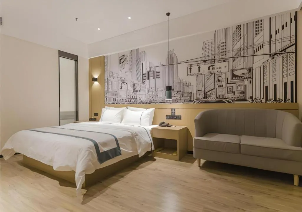 Bed in City Comfort Inn Foshan Shishan Square